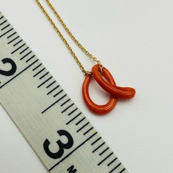 RARE Tiffany & Co. Vintage Coral Letter “A” Initial Necklace 18K Yellow Gold Box - Picture 8 of 10